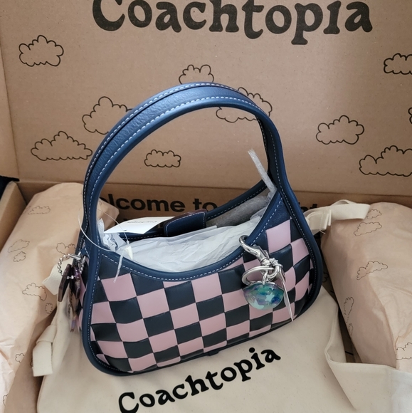 Coachtopia Ergo shoulder bag with mushroom charm - Picture 8 of 14